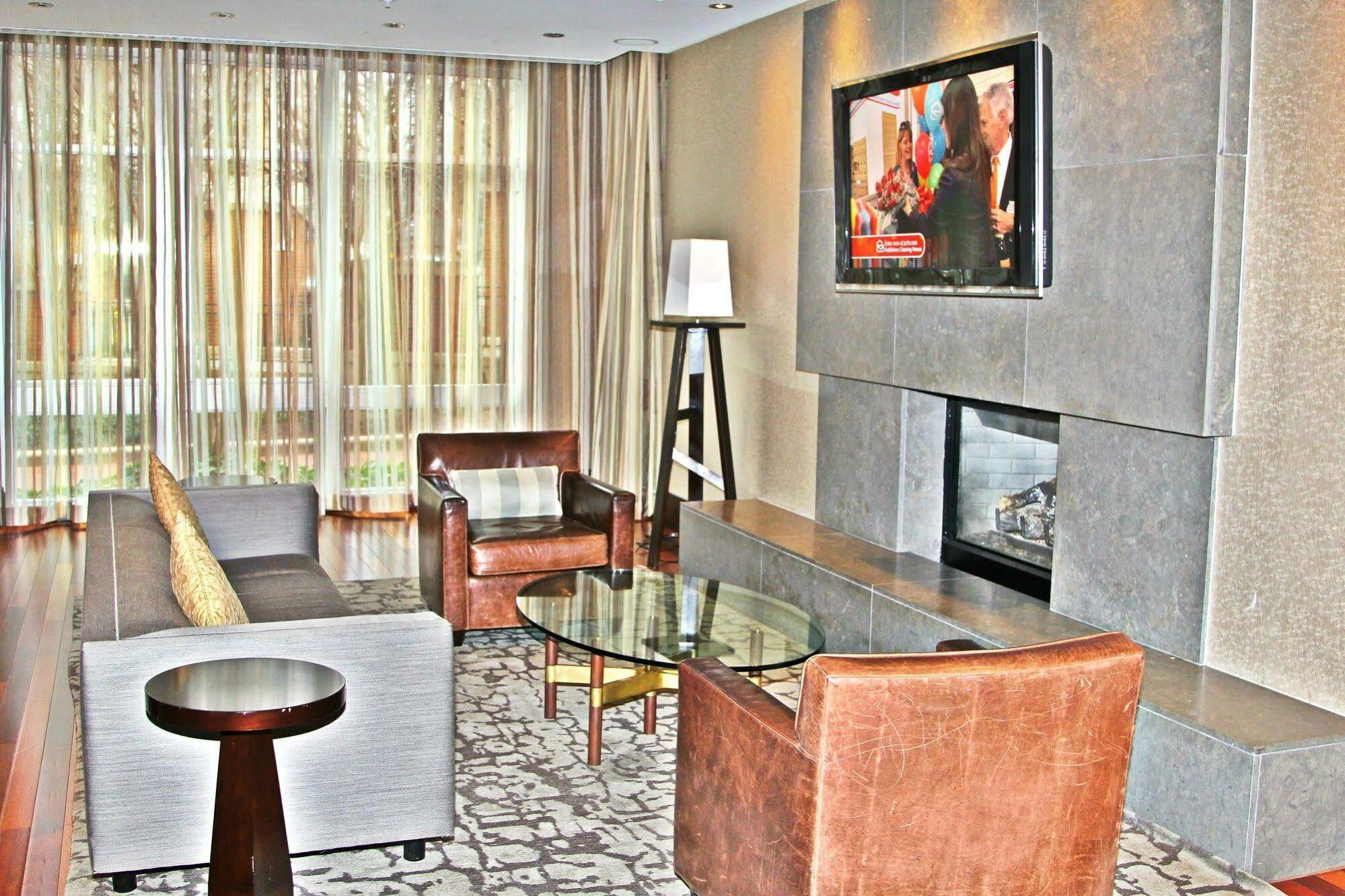 Weichert Suites At Wisconsin Place Chevy Chase Luaran gambar